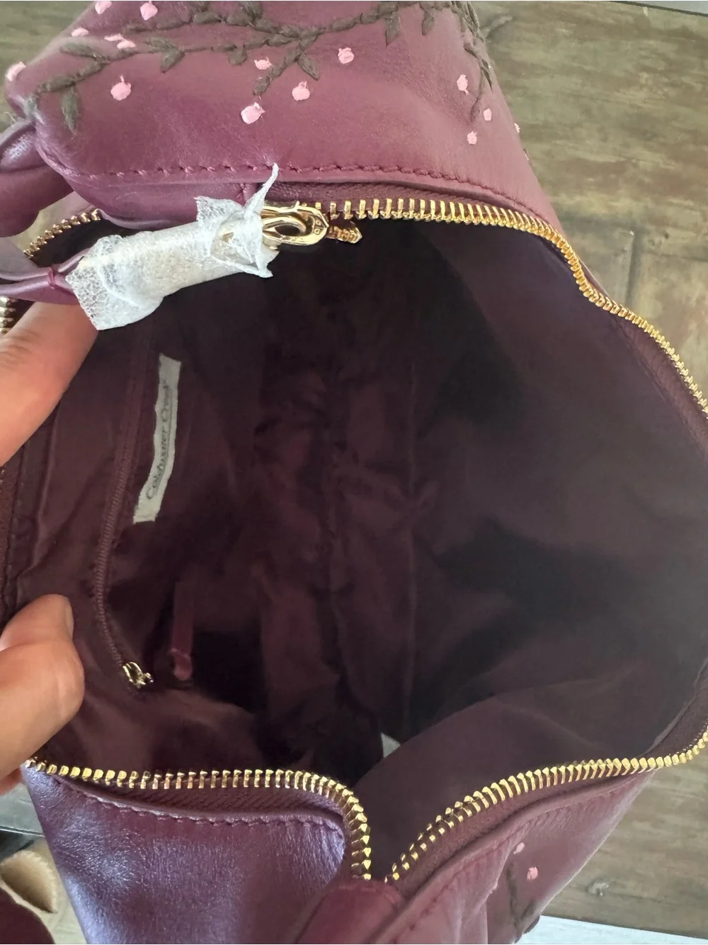 Coldwater Creek Wandering Thyme‎ maroon leather hobo floral embroidered bag